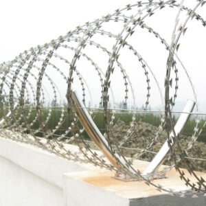 تركيب اسلاك شائكة