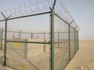 مقاول فينس 